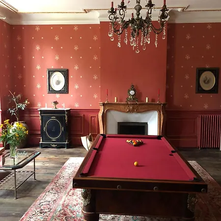 Maison De Maitre - Dans Foret Royale Avec Piscine Et Bed and breakfast *